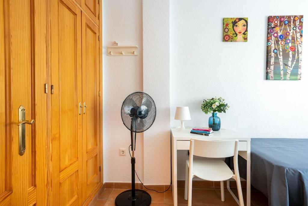 Apartamento centro Rota. 2 minutos de la playa.. Exterior foto